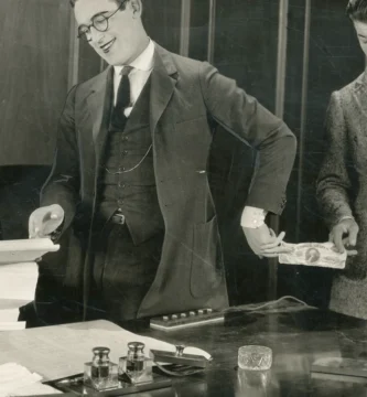 Fotograma de «El hombre mosca» (Safety Last!, 1923)